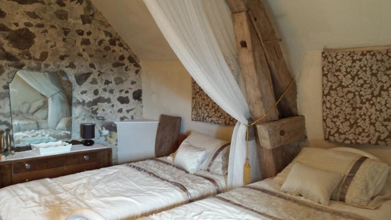 Le Petit Savriere B&B Tronget Экстерьер фото