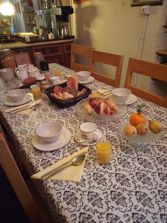 Le Petit Savriere B&B Tronget Экстерьер фото